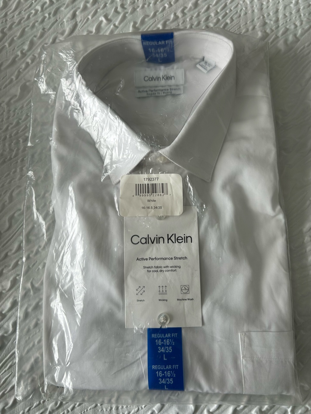 NWT Calvin Klein White Men's Dress Shirt - Regular Fit